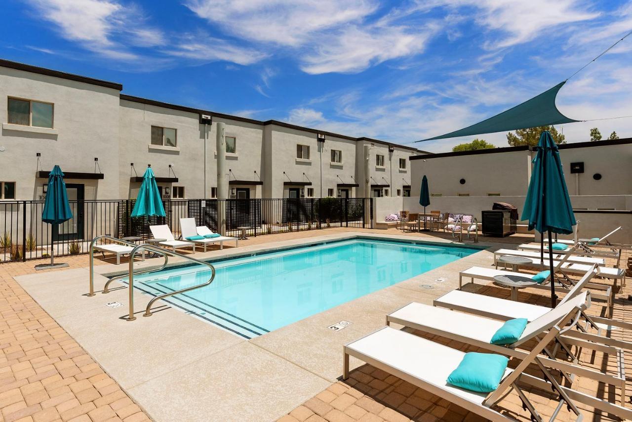 Stavros Sweet Suites Scottsdale Exterior photo
